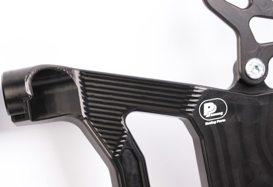 07-BMW_S1000RR_2019_Commandes%20recul%C3%A9es_1011