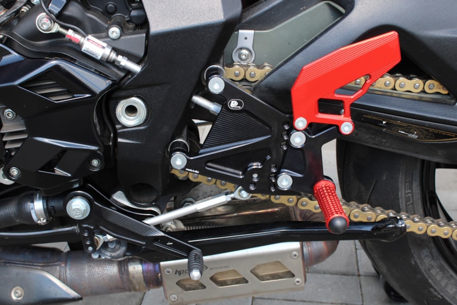 5500_moto_red