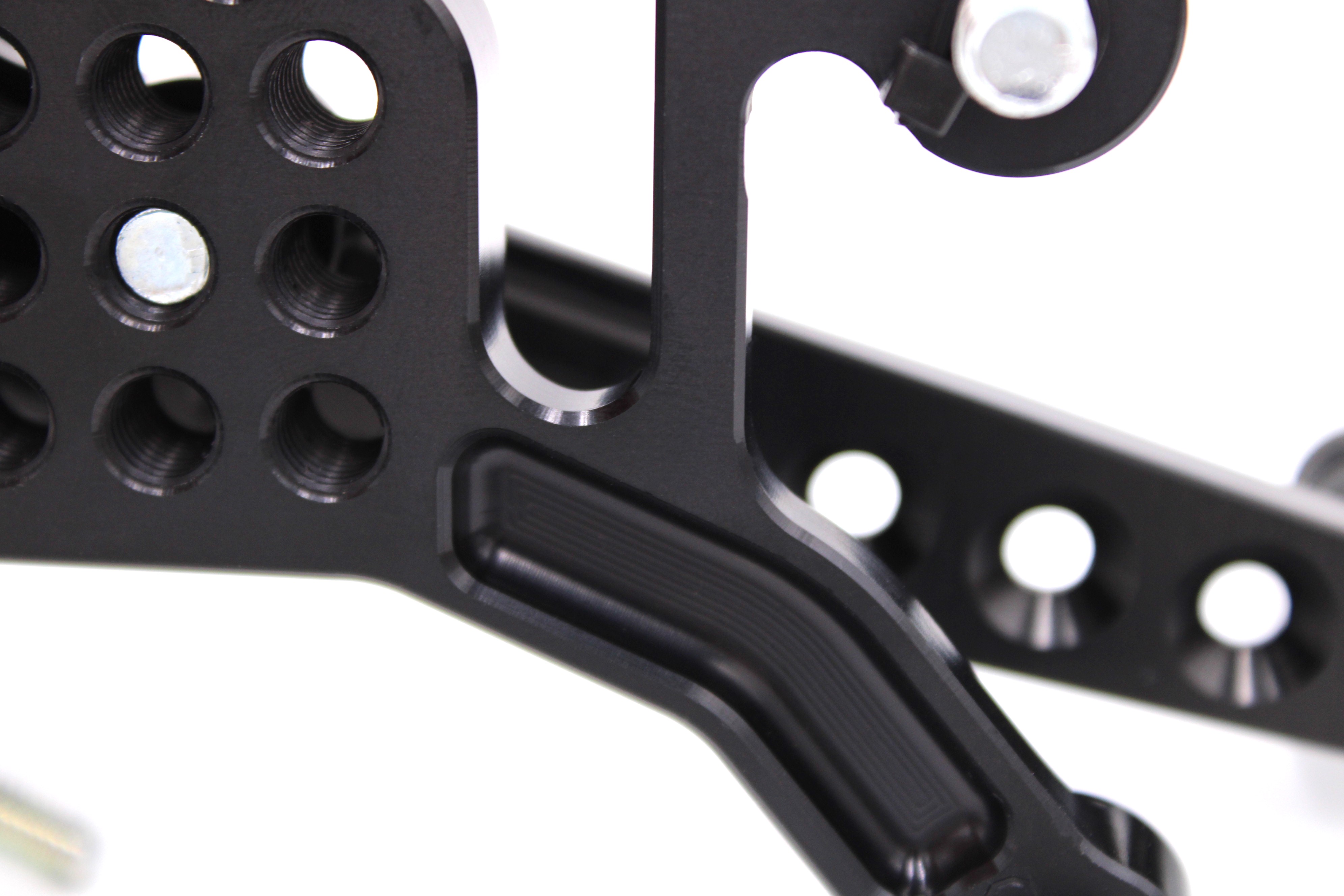 Rearsets & footpegs Yamaha R3 / R25 / 2015– | PP Tuning