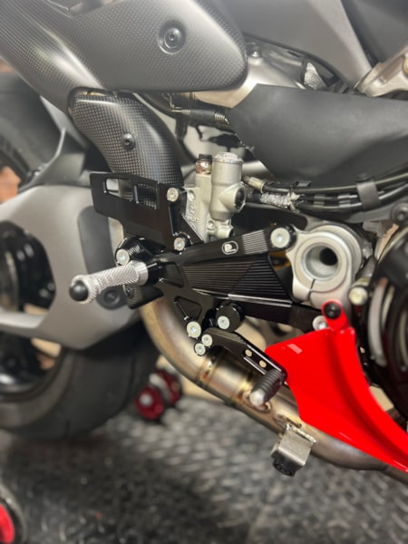 Panigale V4