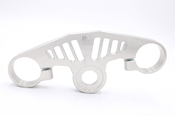 Upper Triple Clamps XSR 900 GP4.JPG