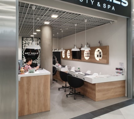 ART NAILS - Centrum Stromovka, Letná, Praha