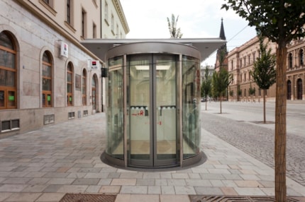 Civitas Elan Brno – corian interiors