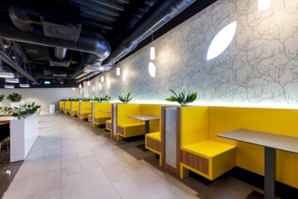 FOODCOURT AUPARK, Bratislava