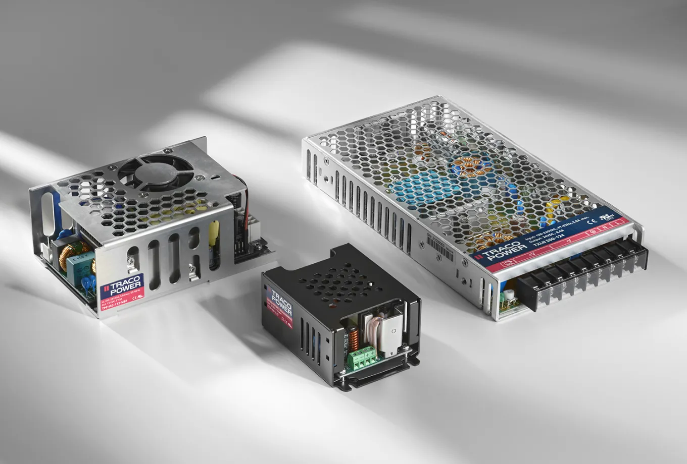 Metalowa obudowa Traco Power