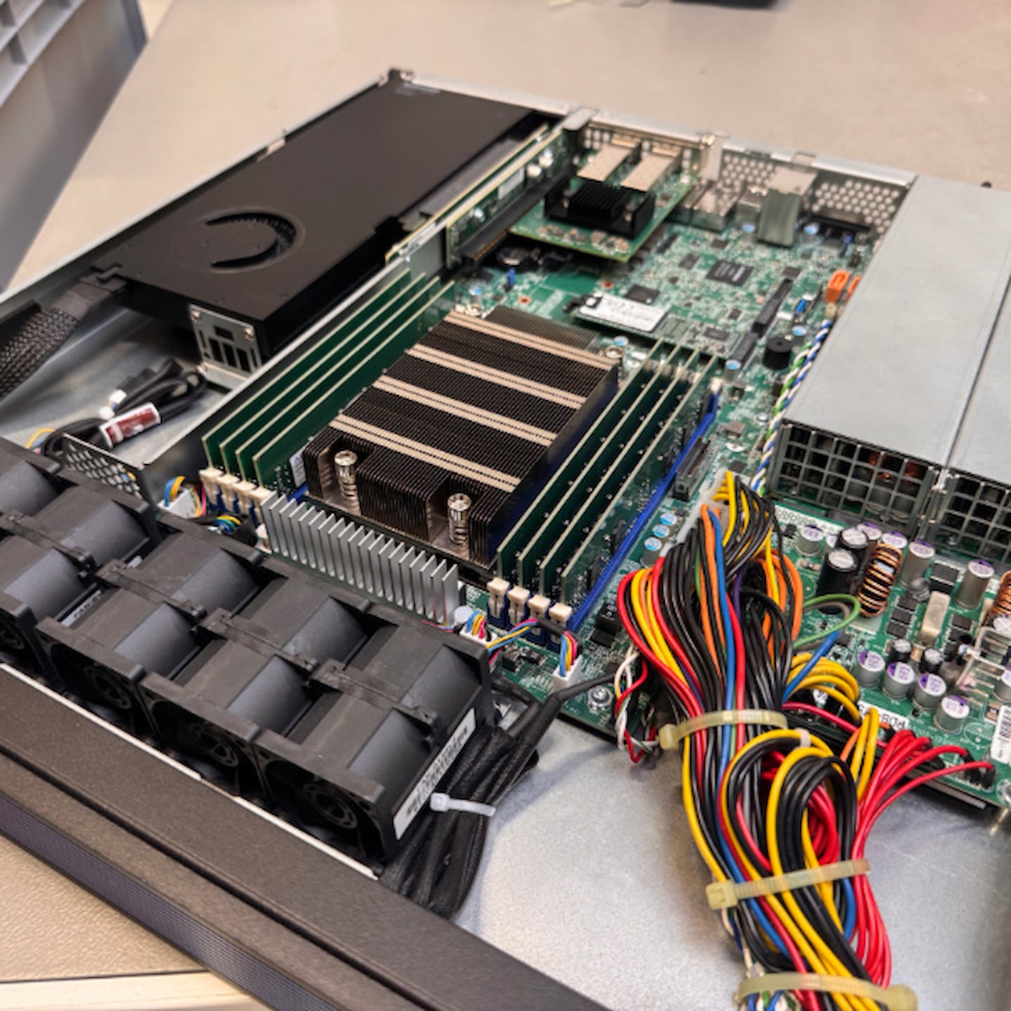 Wbudowany komputer klienta - EMKO