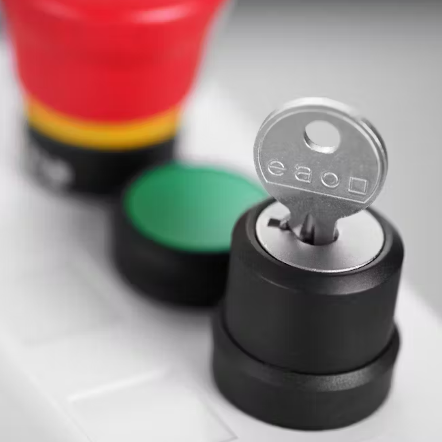 Otočné a klíčové přepínače