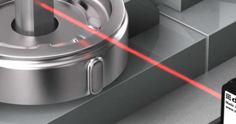 Kontrola polohy při podávání součástek