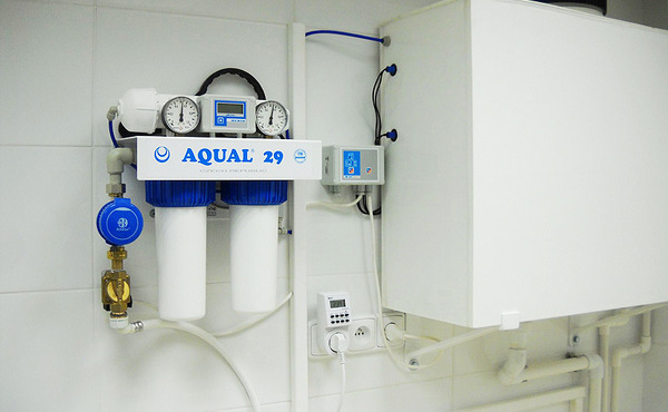 Základní typ pro laboratoře – výkon do 18 l/hod.