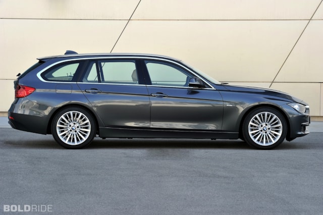 Příčníky BMW 3 Touring 12- s integrovanými podélníky Alu tyče