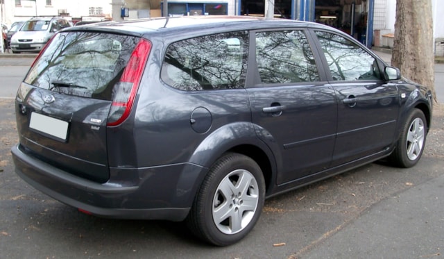 Příčníky Ford Focus Combi 05-11 s pevnými body AERO
