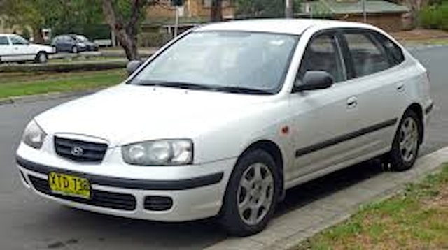 Příčníky Hyundai Elantra Hatchback 2000-06