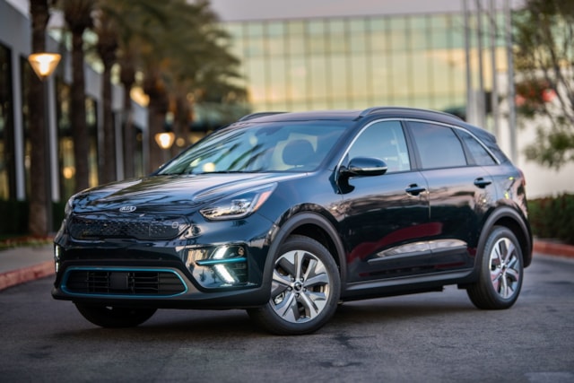 Příčníky Kia Niro 16- s integrovanými podélníky