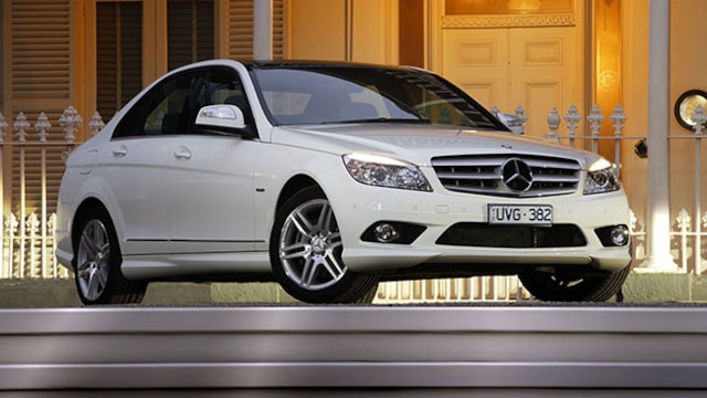 Příčníky Mercedes-Benz C-klasse 07-13 s pevnými body (bez prosklený střechy) Alu tyče