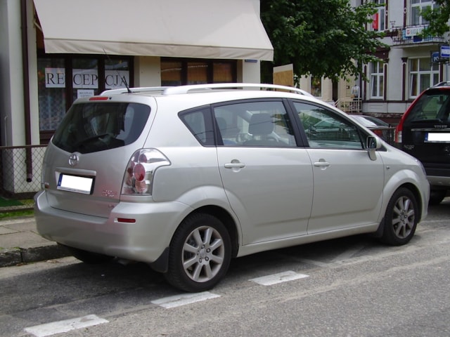 Příčníky Toyota Corolla Verso MPV 02-s podélníky