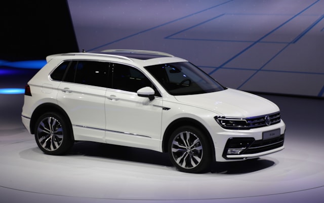 Příčníky VW Tiguan 16- s podélníky Alu tyče