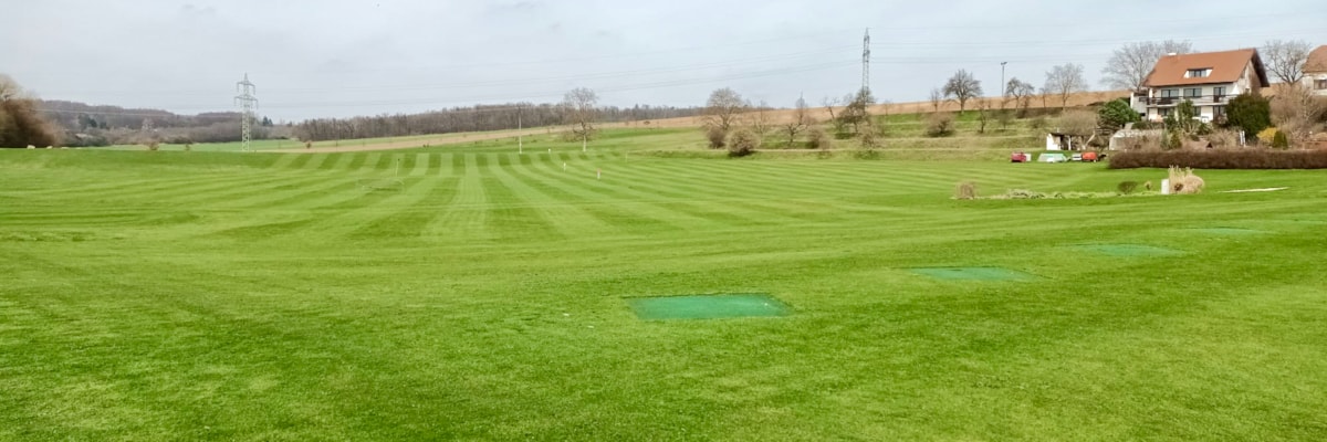 Driving range a hřiště v plném provozu