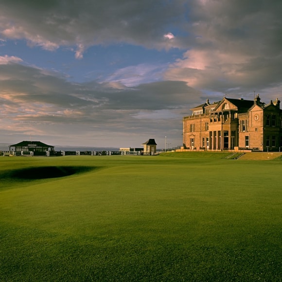 St.-Andrews-18th-Old-Russell-Kirk-1500x915