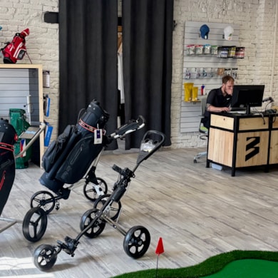 Nová prodejna golfového vybavení v Brně