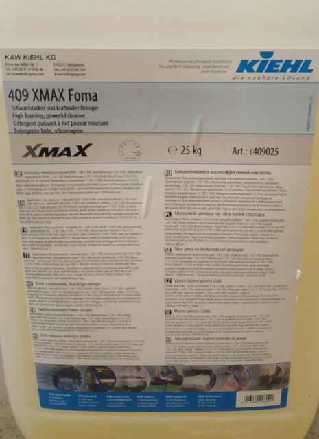 Šampon XMAX FOMA 409  /25 kg/