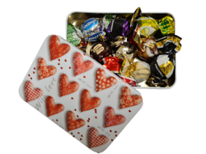 Dárková kazeta - Červená srdce s čokoládovými pralinkami 