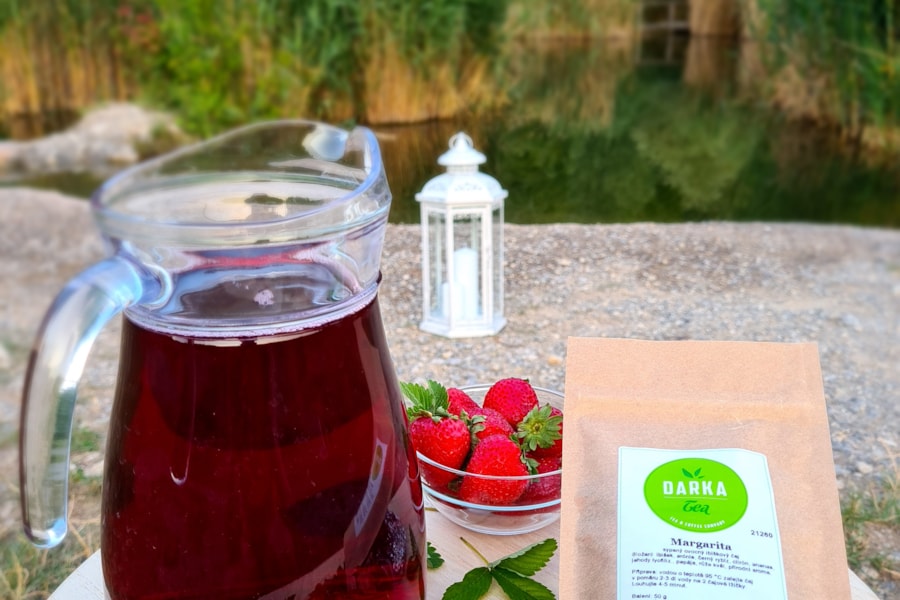 Čaj z čerstvého a kvalitního ovoce