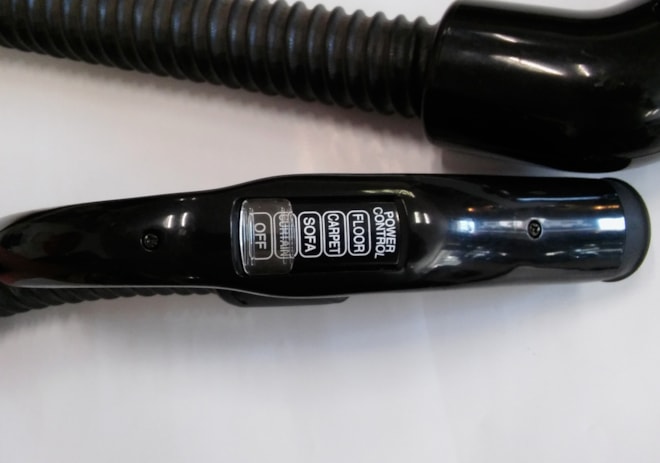 LG V-4000T hadice vysavače