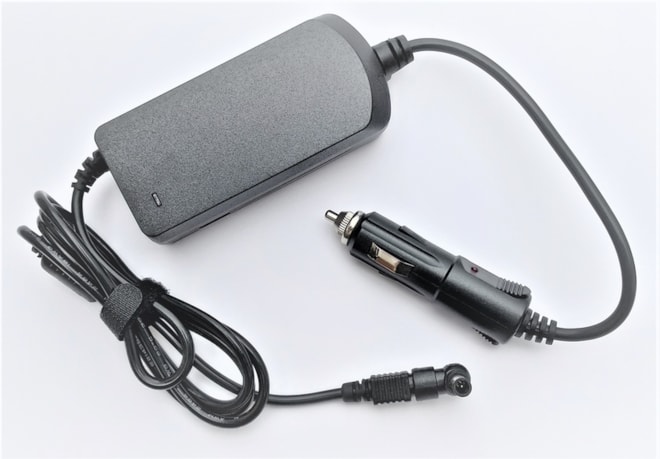 napaječ 12V-24V-19V