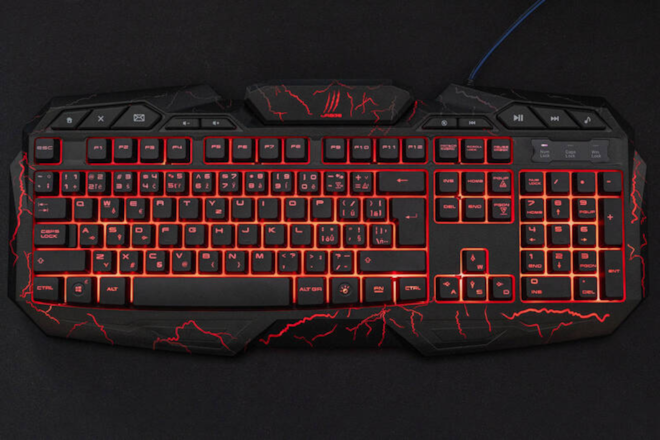 uRage Illuminated2