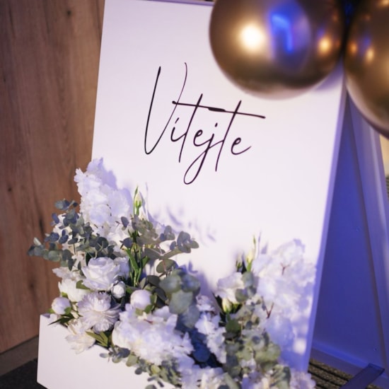 drevene vitejte_easywedding.JPG