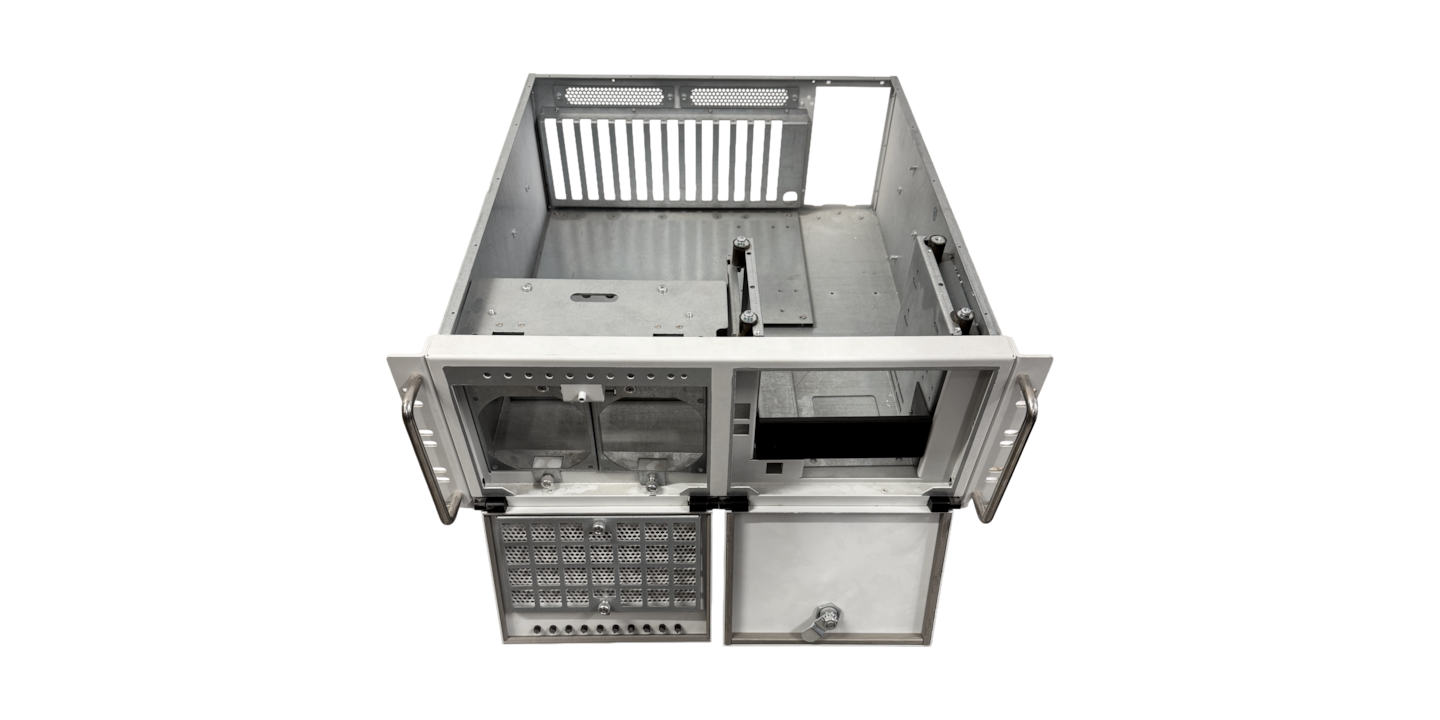 ELVAC - průmyslové rack-mount šasi s výklopnými dvířky