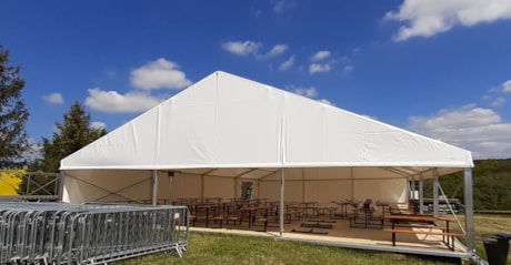 Großzelt Forum Alfa 15 × 20 m mit Boden