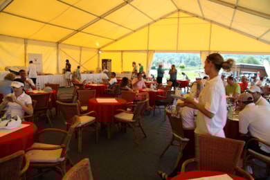 Großzelt FORUM 15 × 20 m SK