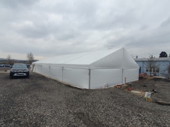 Mobilität von Zelthallen