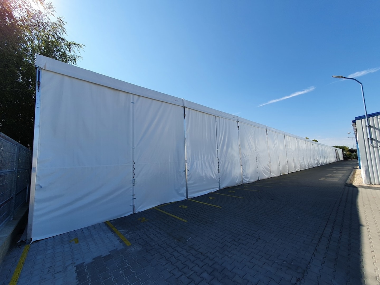 Zwanzig seitliche Einfahrten hintereinander!