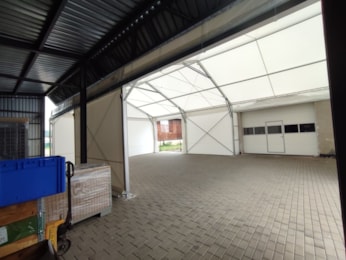 Maßgeschneiderter Zeltunterstand
