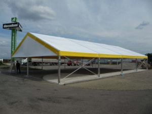 Open-sided fabric tent shelter – wide covered sales area with open sides