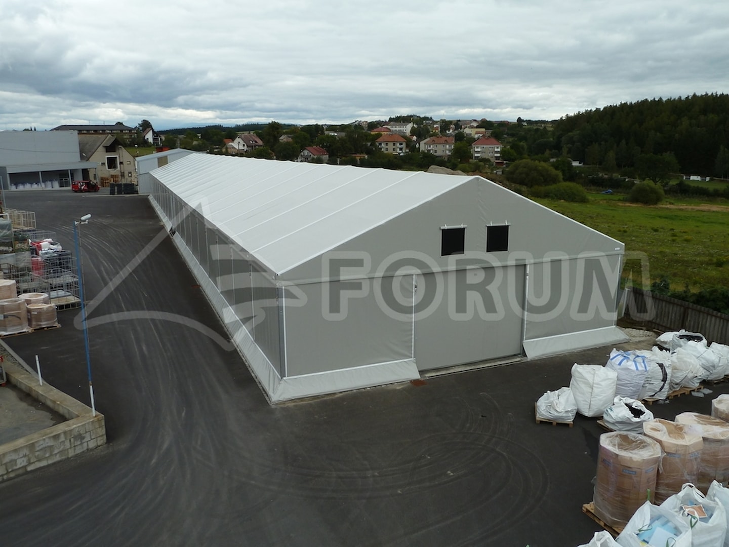 Specialita v podobě stanové haly