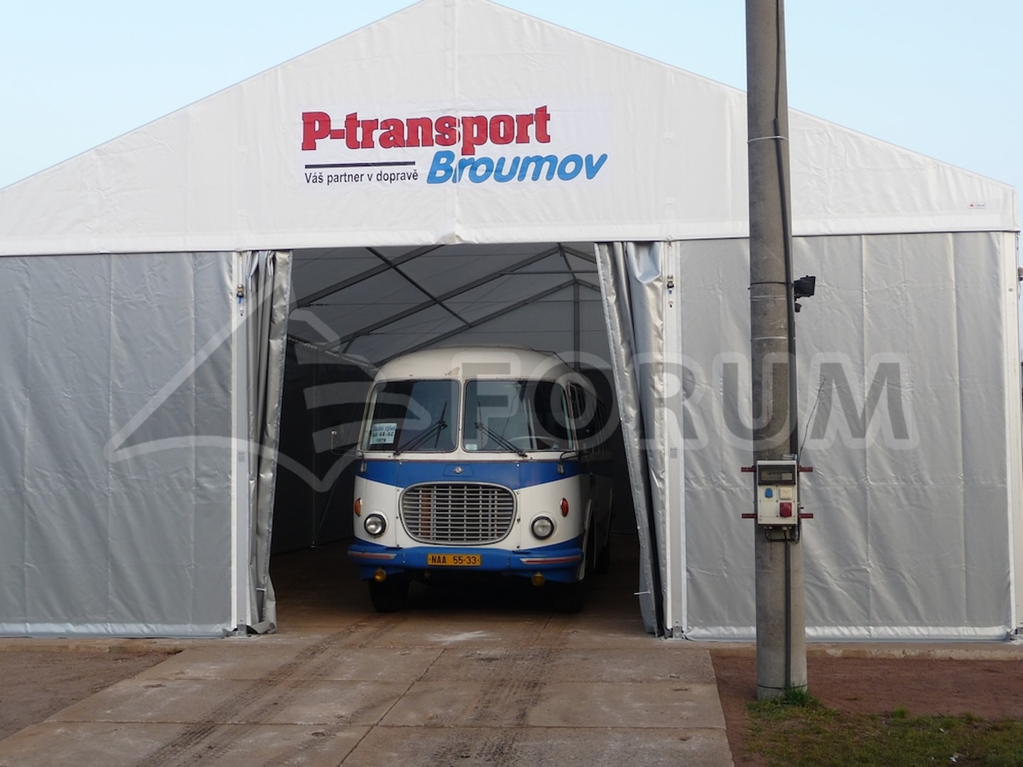 Ein Zelt als Garage?