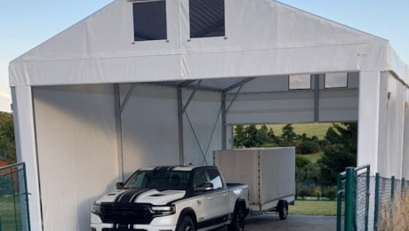 Planehalle als Garage