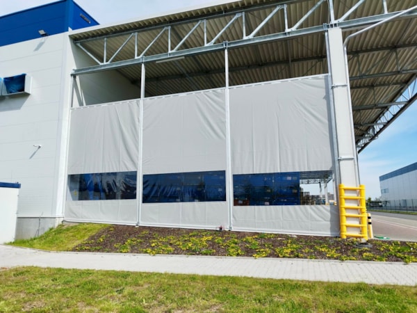 Industrie-Sichtschutz außen