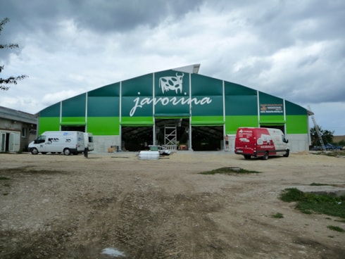 Cowshed Bzince-3.JPG