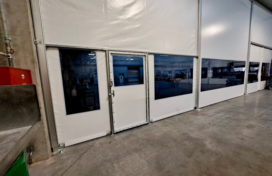 protiprachová zástěna Leist-3.jpeg