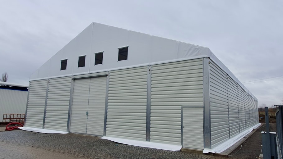 plátno_hala_trapéz_2jpg