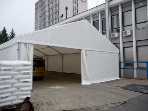 shrnovací vchod na lanku 2.JPG