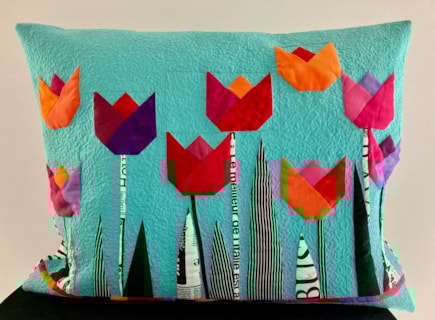 Tulipánový polštář. Patcchwork.