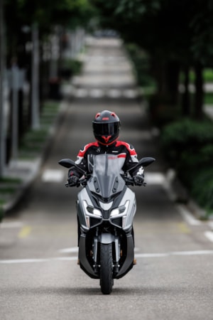Skútr Voge SR1 125i GT-1
