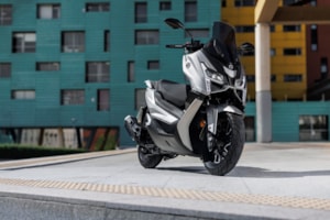 Skútr Voge SR1 125i GT-5