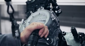 Továrna Loncin-výroba a kompletace motoru BMW