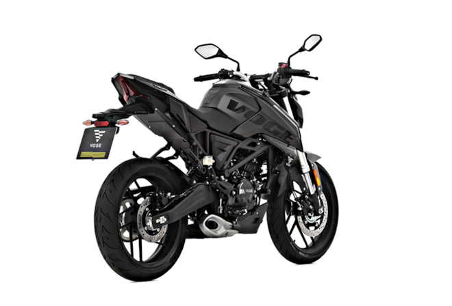 Voge 125 R Black-7